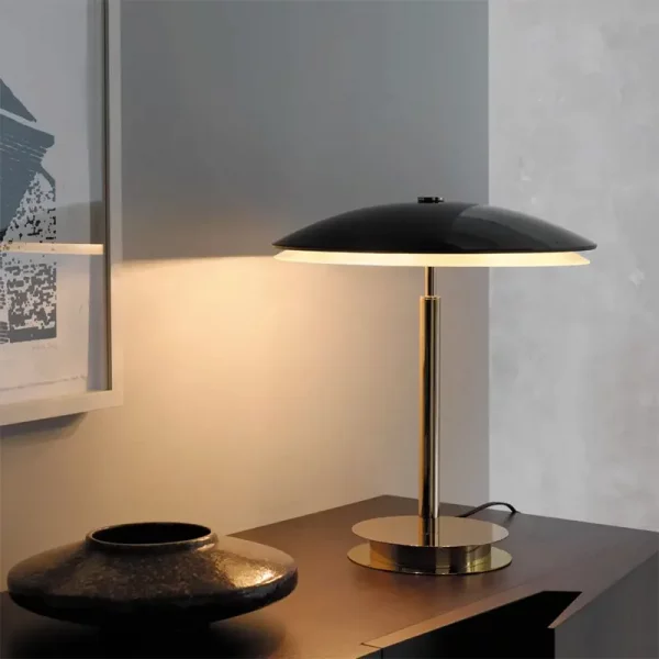 FONTANA-ARTE-BIS-TRIS-OTTONE-NERO-AMB-STILLUCE-STORE-BERGAMO-600×600